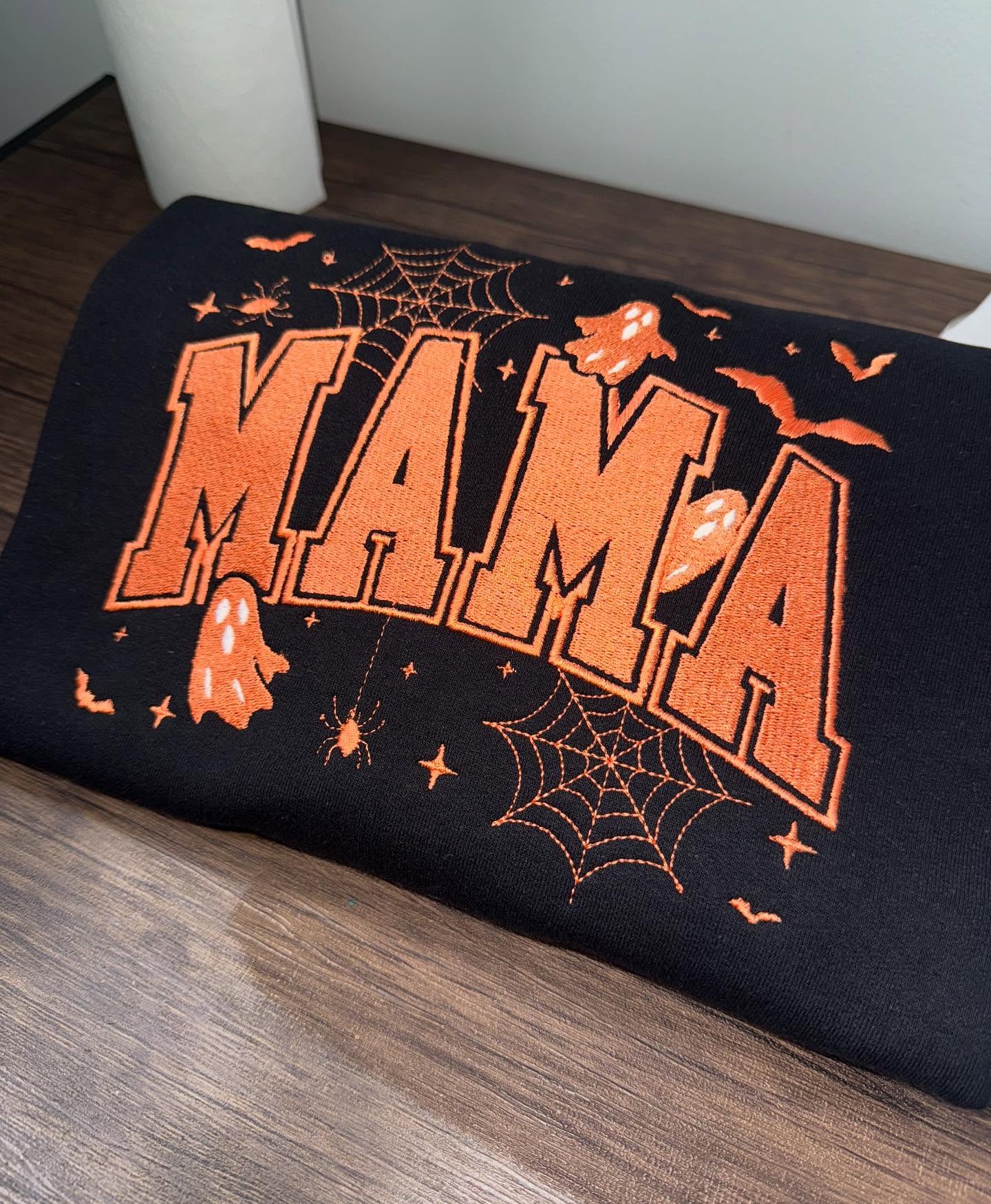 MAMA SPOOKY SEASON SWEATSHIRT