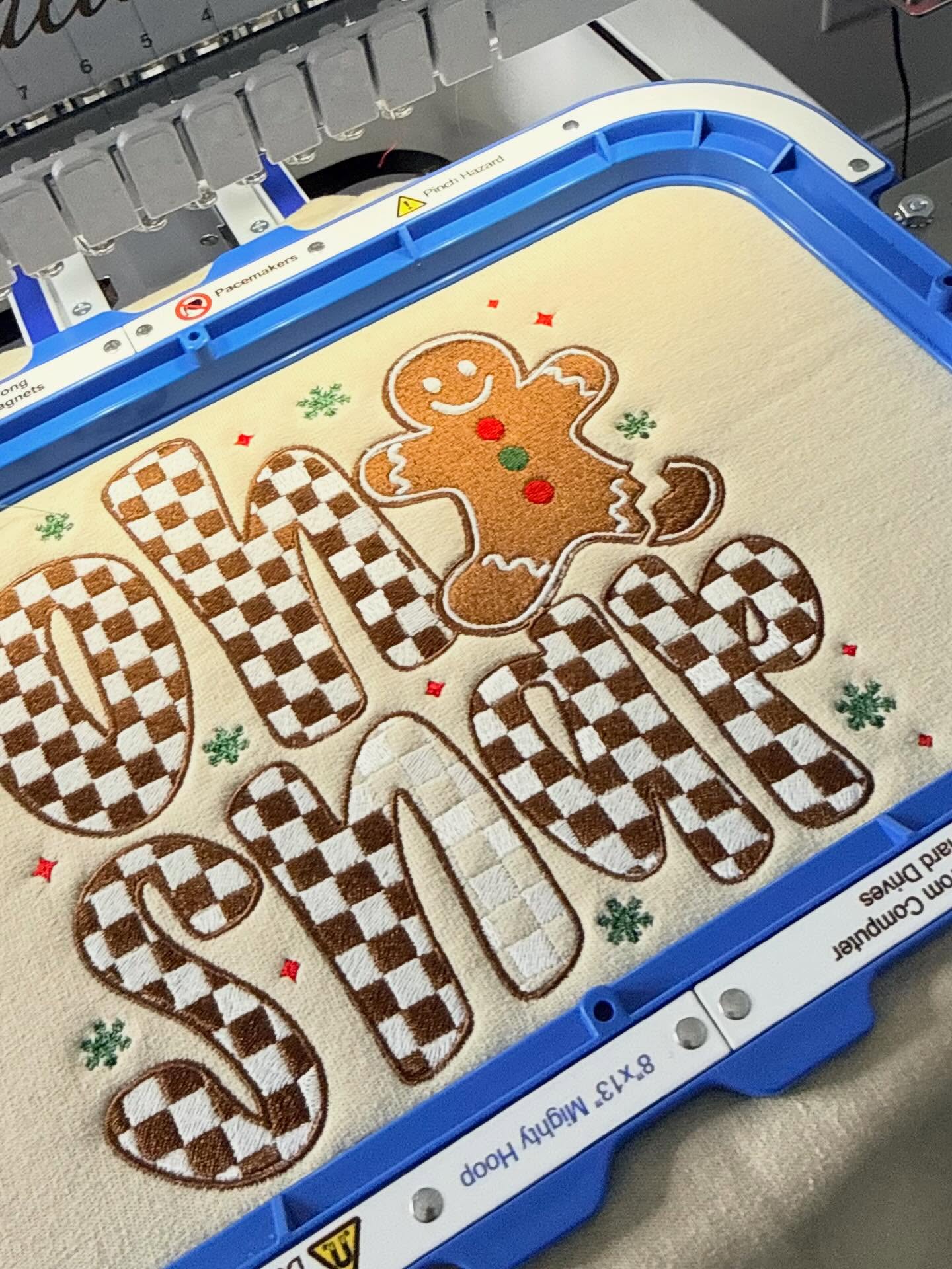 OH SNAP-GINGERBREAD EMBROIDERY SWEATSHIRT (Copy)