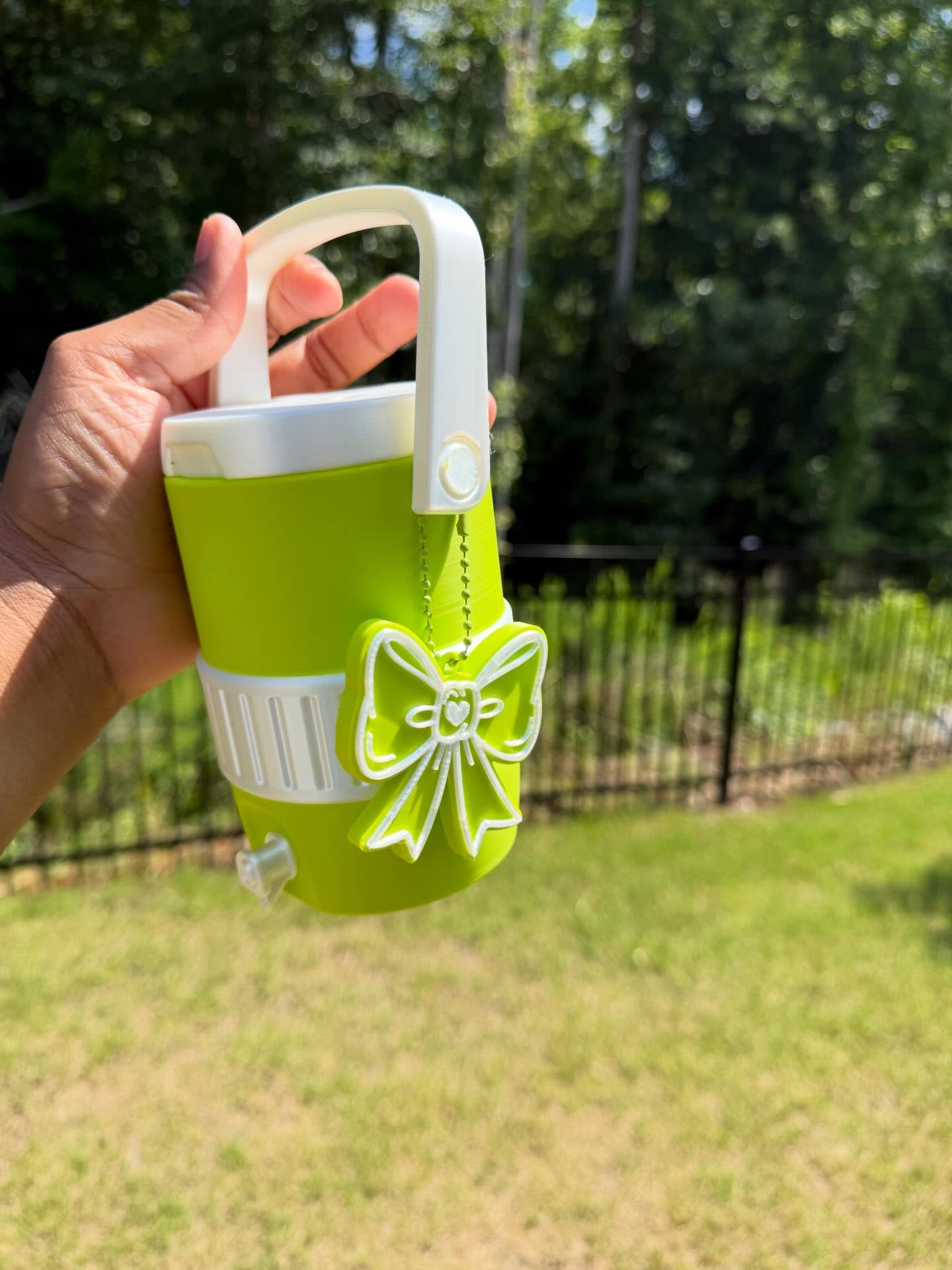 CAN Holder-12oz-3D printed 12oz slim can holder, Pretty Bow can opener included